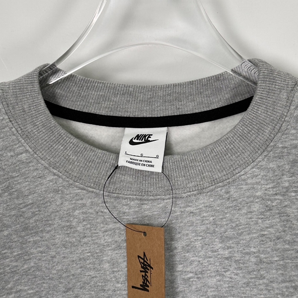 ブランドパーカー着用イメージ